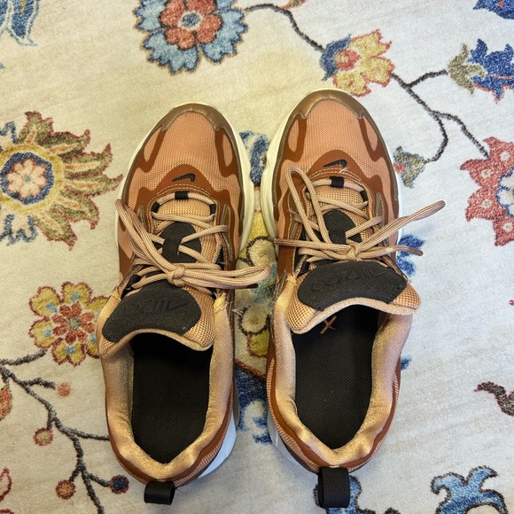 Nike Air Max 200 'Holiday Sparkle' CT1185-900 - Picture 6 of 8